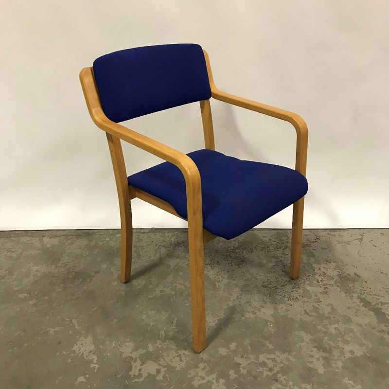 Karmstol bok/blå - begagnad