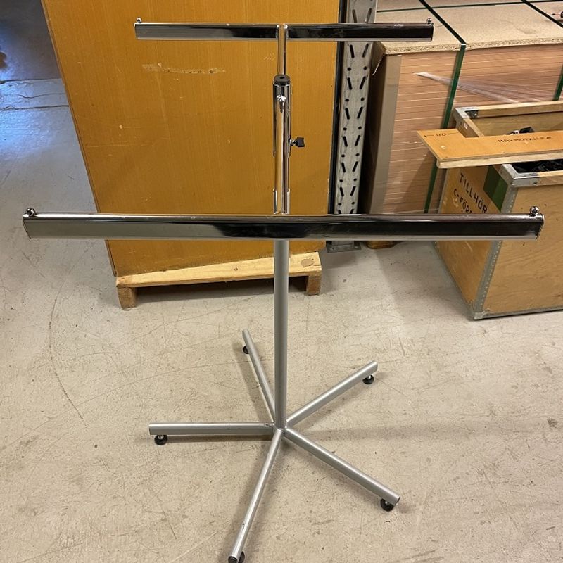 Konfektionställ H-modell krom/silver - begagnat