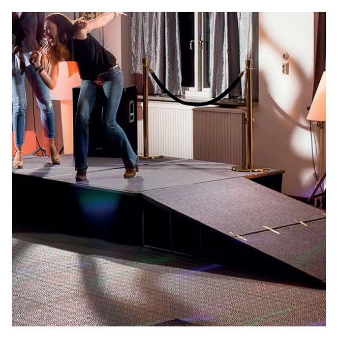 Huvudbild Ramp till fällbar scen