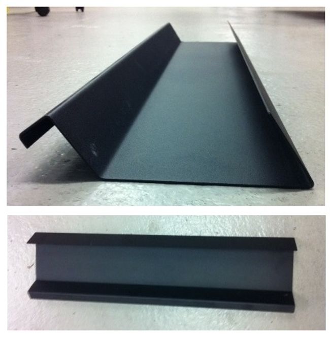 Huvudbild Hylla för plankvägg, vinklad, svart - begagnad