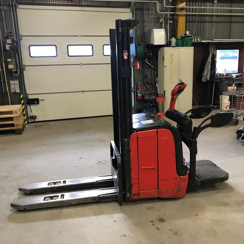 Ledstaplare Linde L14 AP-372 - begagnad